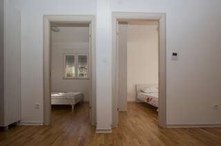 Апартаменты Apartment Anja Свети-Стефан Апартаменты с 2 спальнями-23