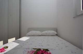 Апартаменты Apartment Anja Свети-Стефан Апартаменты с 2 спальнями-34