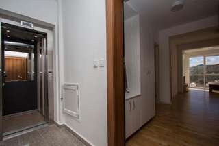 Апартаменты Apartment Anja Свети-Стефан Апартаменты с 2 спальнями-45